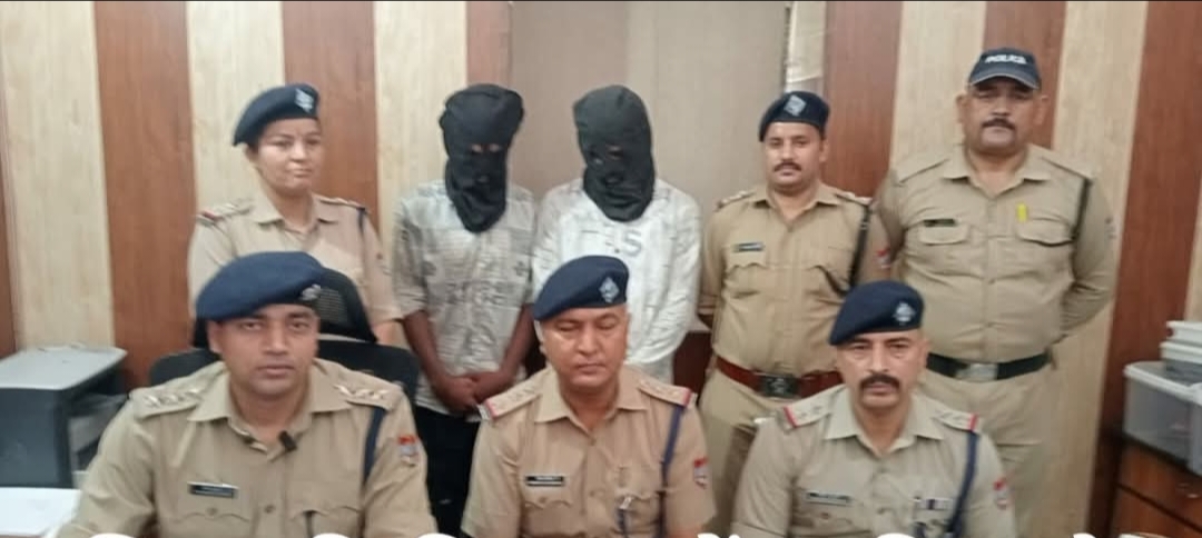 तीन मंदिरों में हुई चोरी का पुलिस ने किया खुलासा