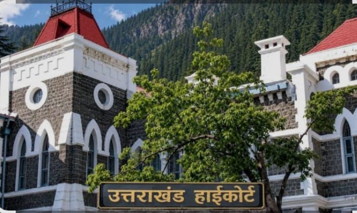 उत्तराखंड उच्च न्यायालय का कड़ा रुख देहरादून के झंडा मौहल्ले में पिछले एक महीने बंद पड़ी अल्पसंख्यक समुदाय की दुकाने खोले जाने के आदेश